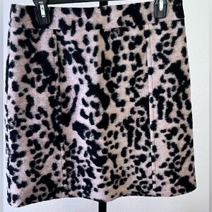 Brand new Ann Taylor Stylish wool blend lined Leopard Print Skirt